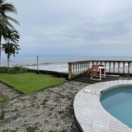 Hotel Les Polygones Kribi Exterior photo