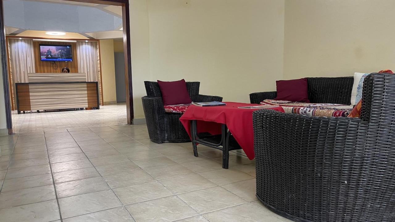 Hotel Les Polygones Kribi Exterior photo